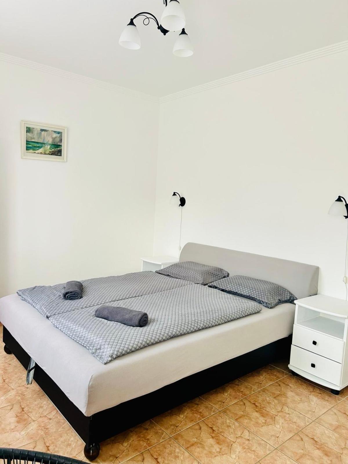 Szabo Laszlo Apartman Hajdúszoboszló Kültér fotó